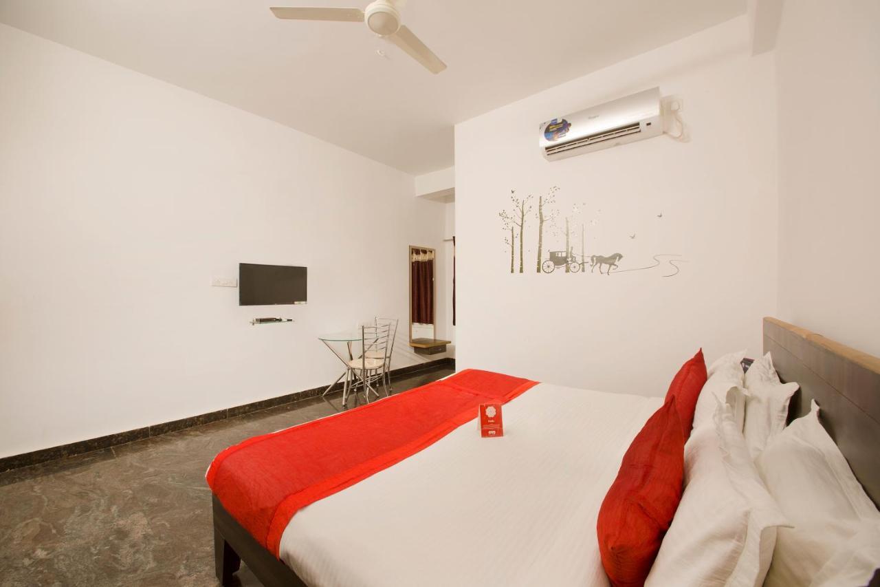 Oyo 9936 Elite Inn Haiderabad Buitenkant foto